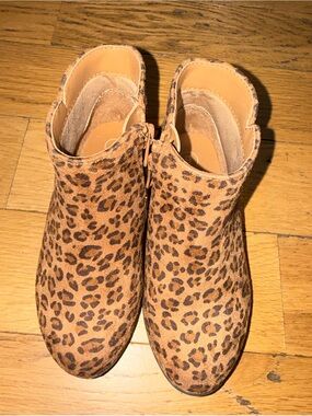 Kids Leopard Print Ankle Boots size 9
